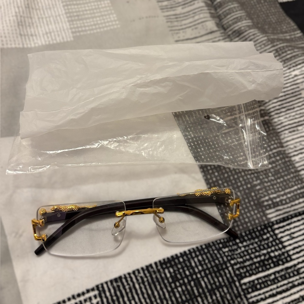 Rimless Gold Panther Accent Fashion Glasses – Clear Lens